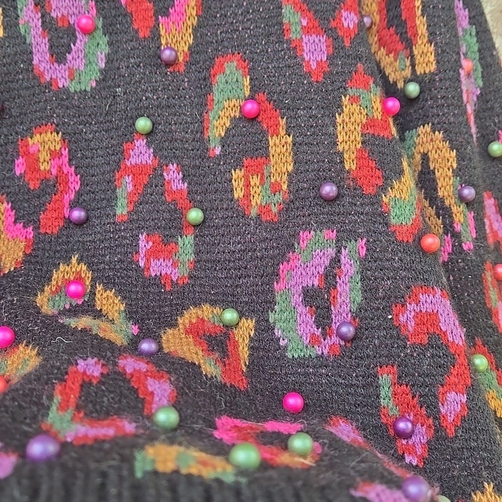 Farm Rio Beaded Leopard Pattern Sweater Size M - Picture 5 of 8